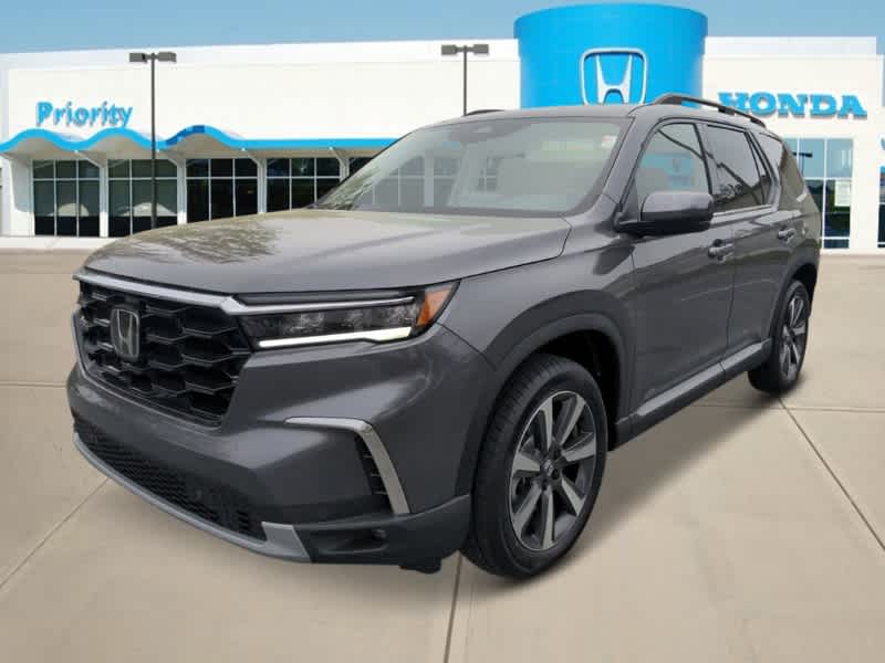 2025 Honda Pilot Touring -
                  Hampton, VA