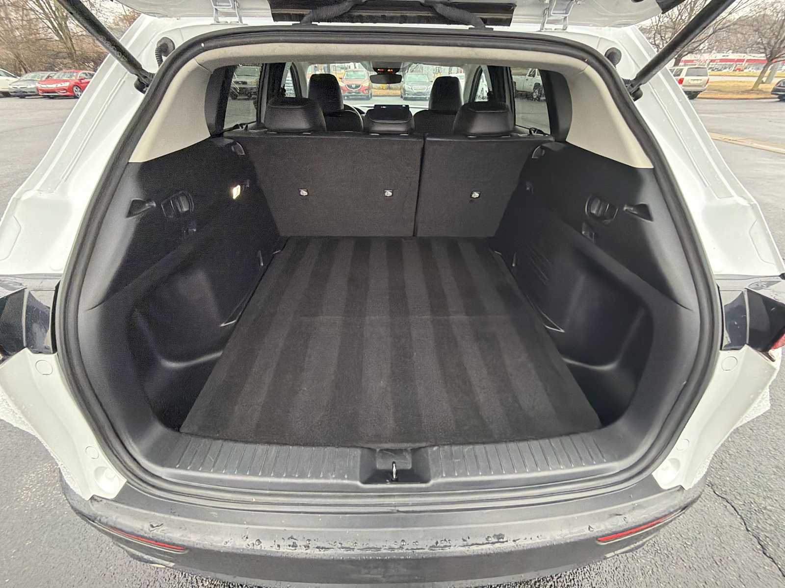 Thumbnail: 2024 Mazda CX-50 - 19