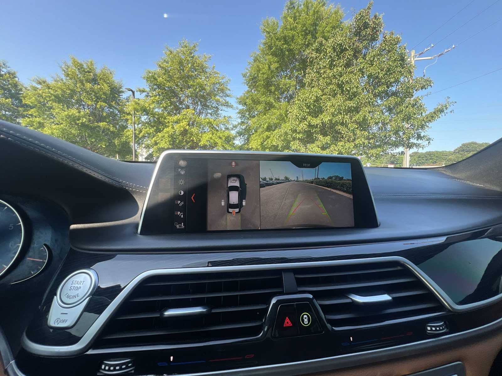 Thumbnail: 2018 BMW 7 Series - 24