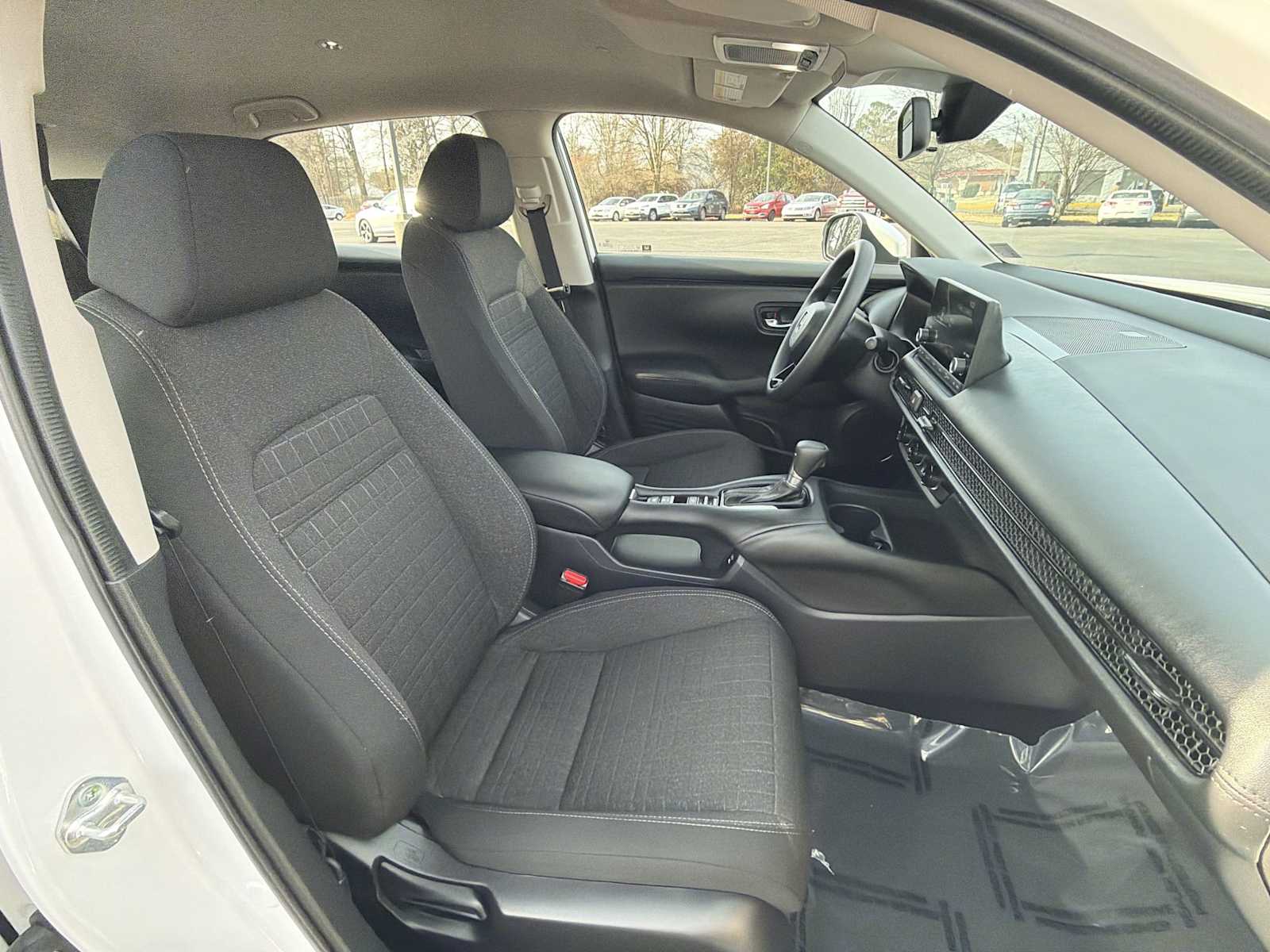 Thumbnail: 2025 Honda HR-V - 26