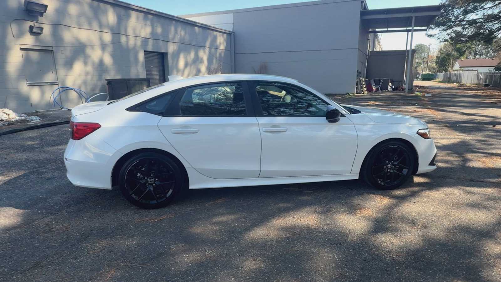 Thumbnail: 2024 Honda Civic - 9