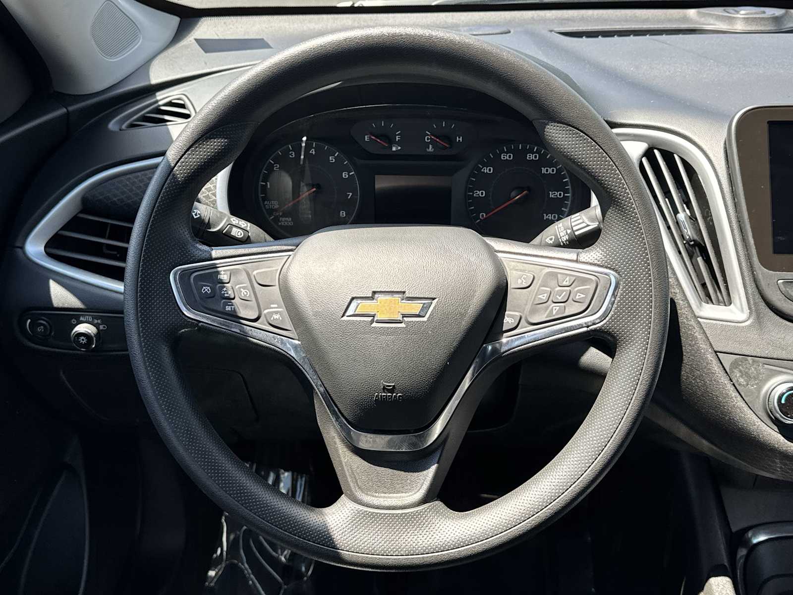 Thumbnail: 2024 Chevrolet Malibu - 11
