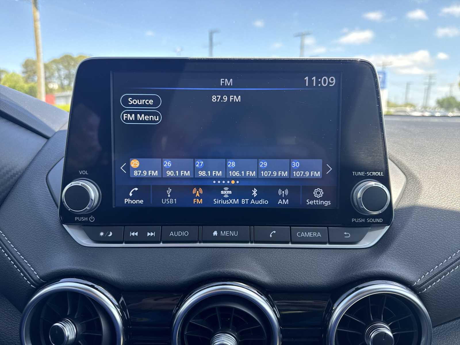 Thumbnail: 2025 Nissan Sentra - 12