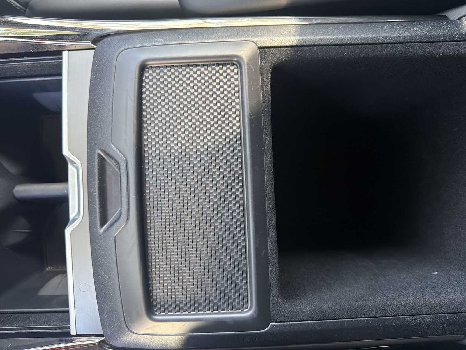 Thumbnail: 2025 Land Rover Range Rover Sport - 24