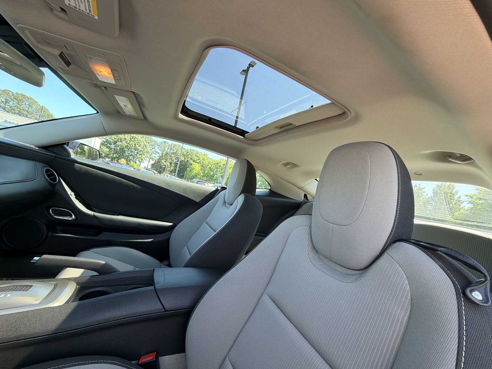 Thumbnail: 2014 Chevrolet Camaro - 16