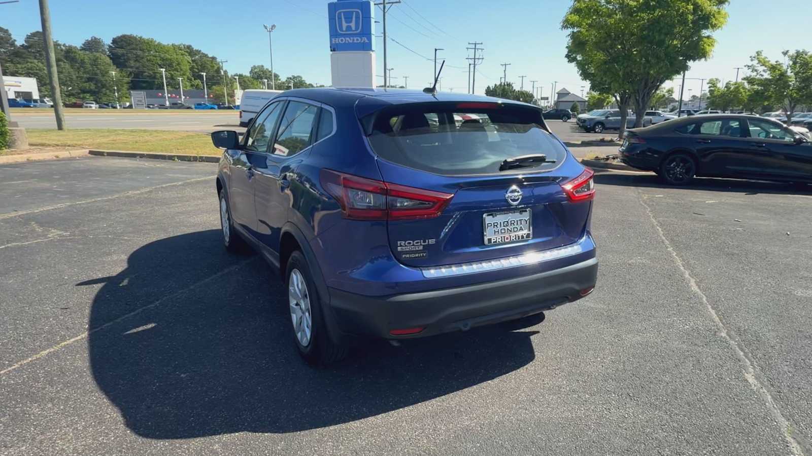 Thumbnail: 2020 Nissan Rogue Sport - 7