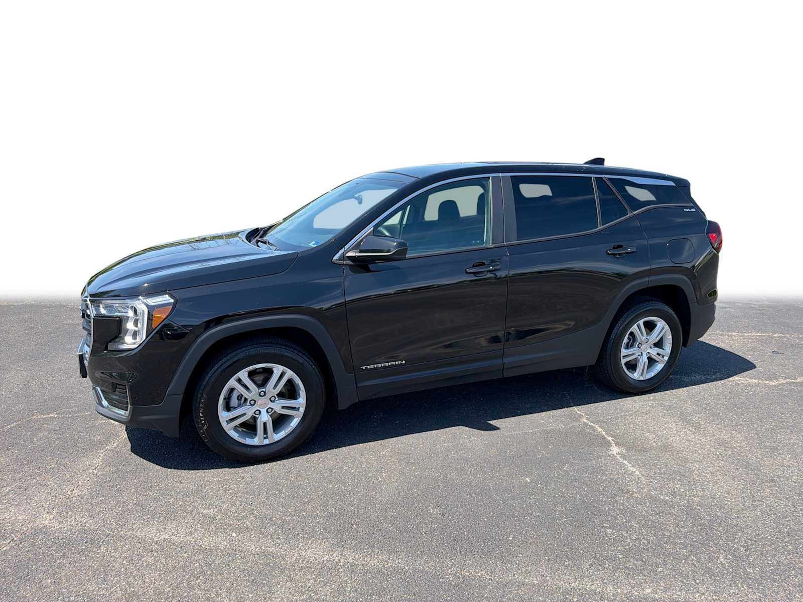 Thumbnail: 2024 GMC Terrain - 1