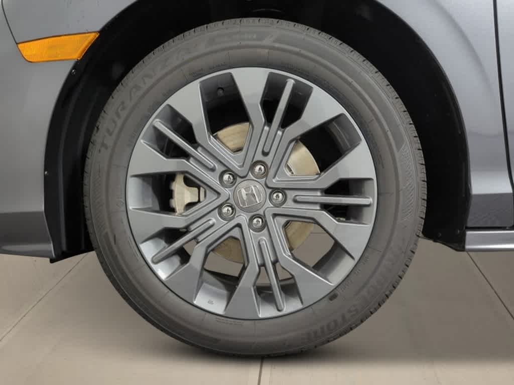 Thumbnail: 2026 Honda Odyssey - 8