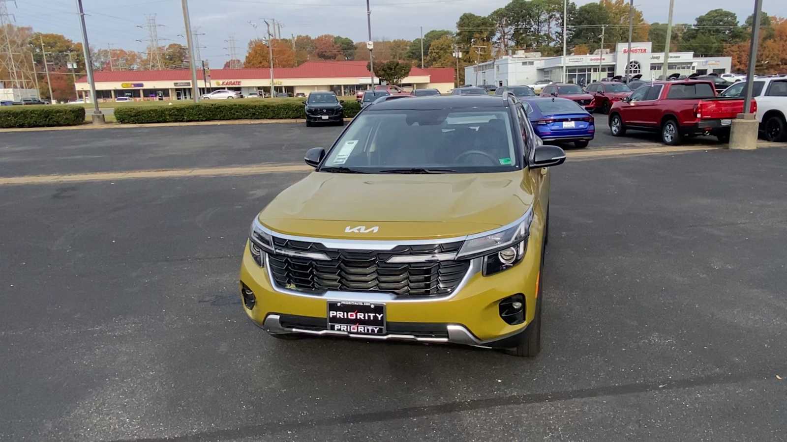 Thumbnail: 2024 Kia Seltos - 3