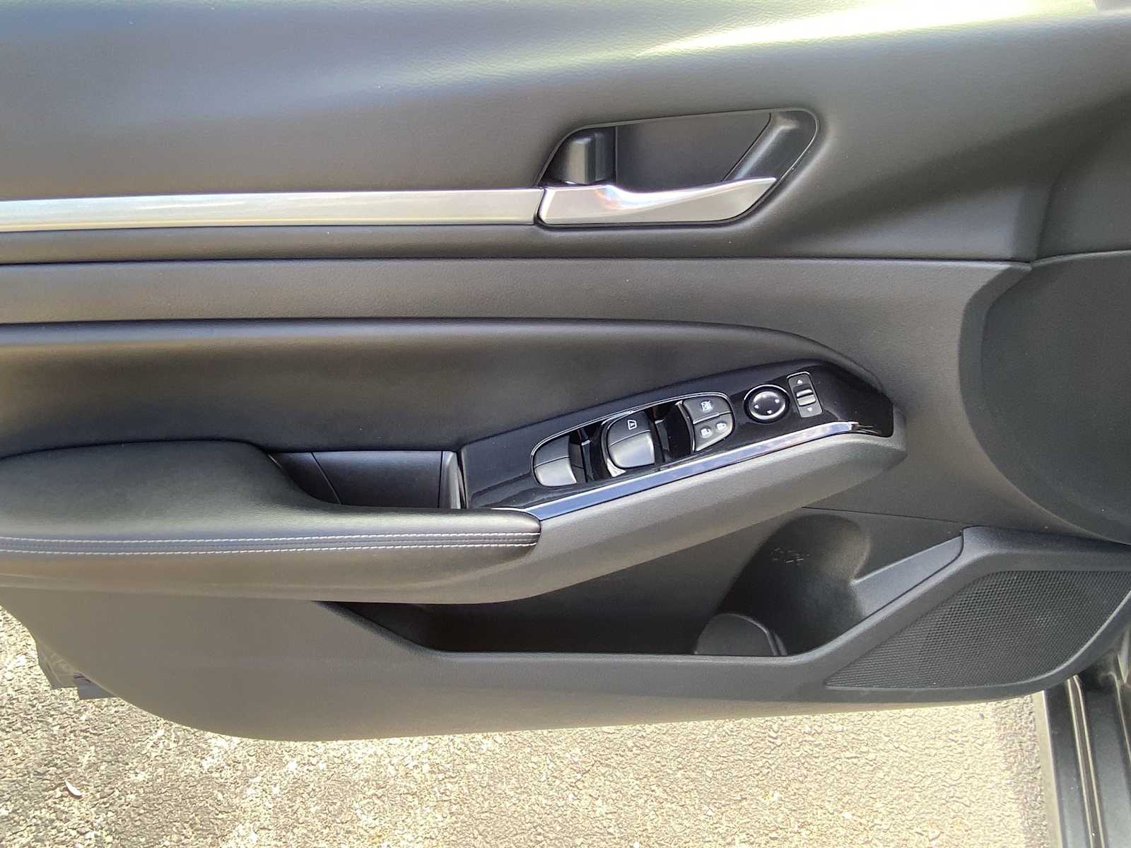 Thumbnail: 2023 Nissan Altima - 15