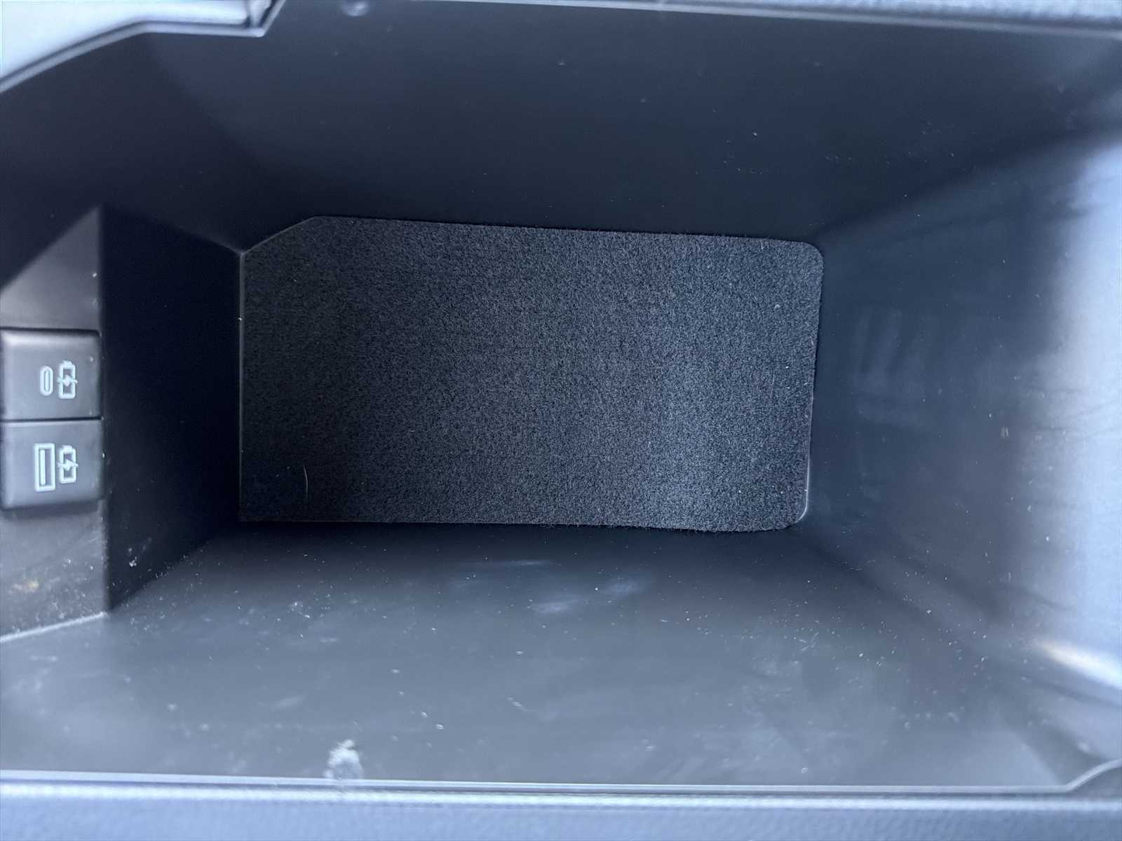 Thumbnail: 2022 Toyota Camry - 22