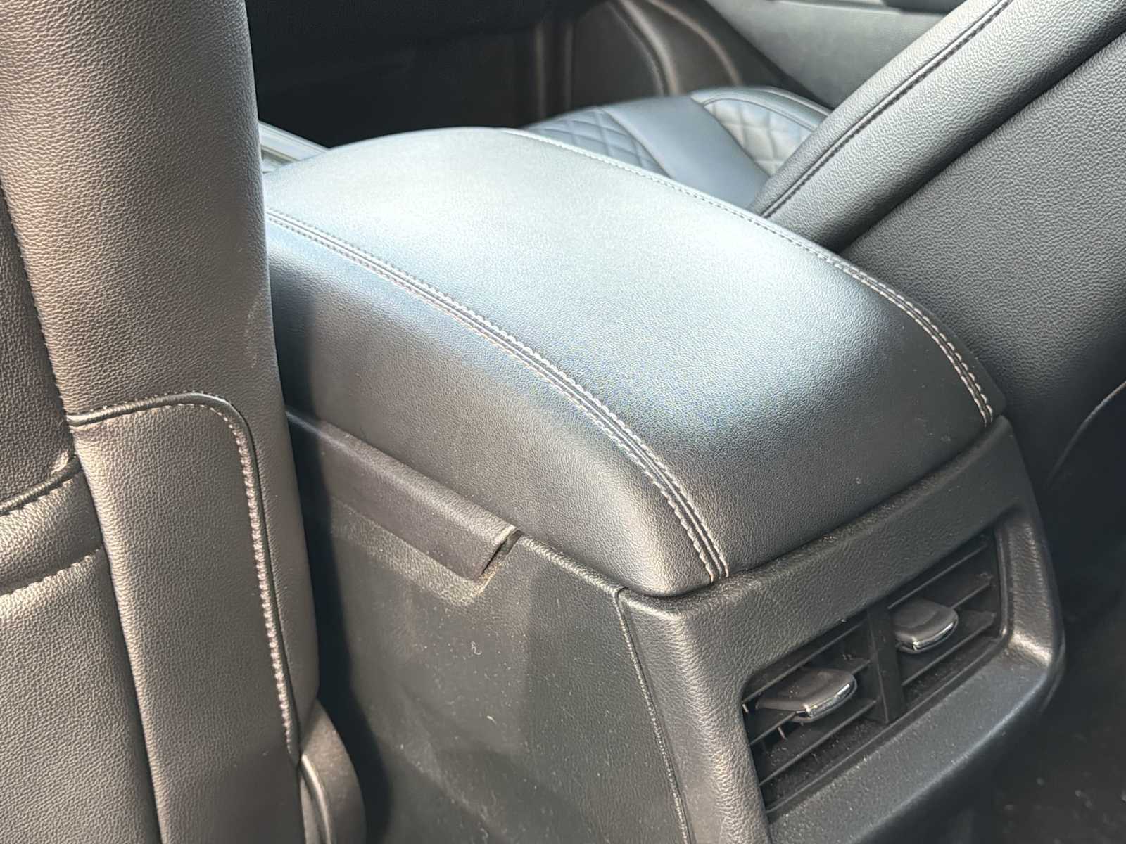 Thumbnail: 2024 Ford Edge - 21