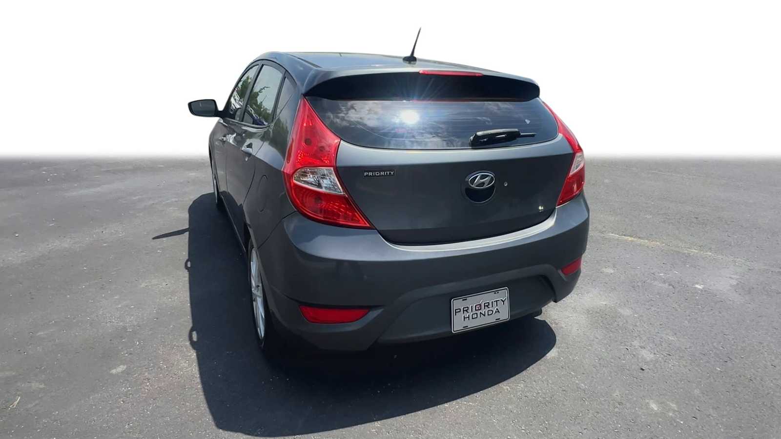 Thumbnail: 2012 Hyundai Accent - 7