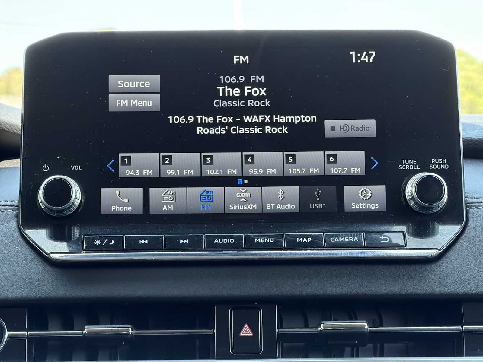 Thumbnail: 2024 Mitsubishi Outlander - 12