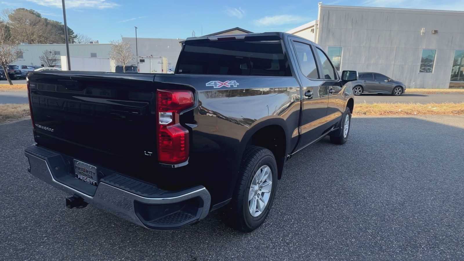 Thumbnail: 2025 Chevrolet Silverado 1500 - 8