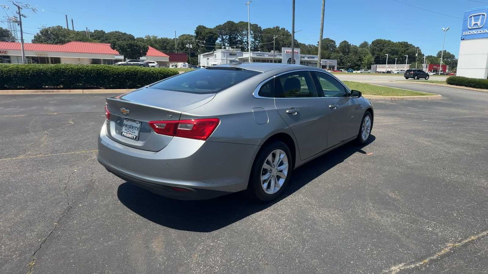 Thumbnail: 2024 Chevrolet Malibu - 8