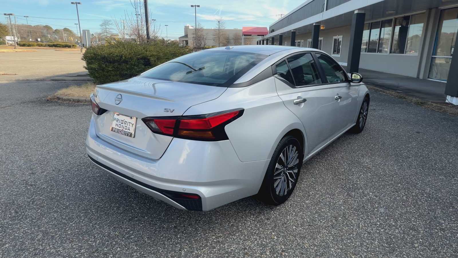 Thumbnail: 2024 Nissan Altima - 8