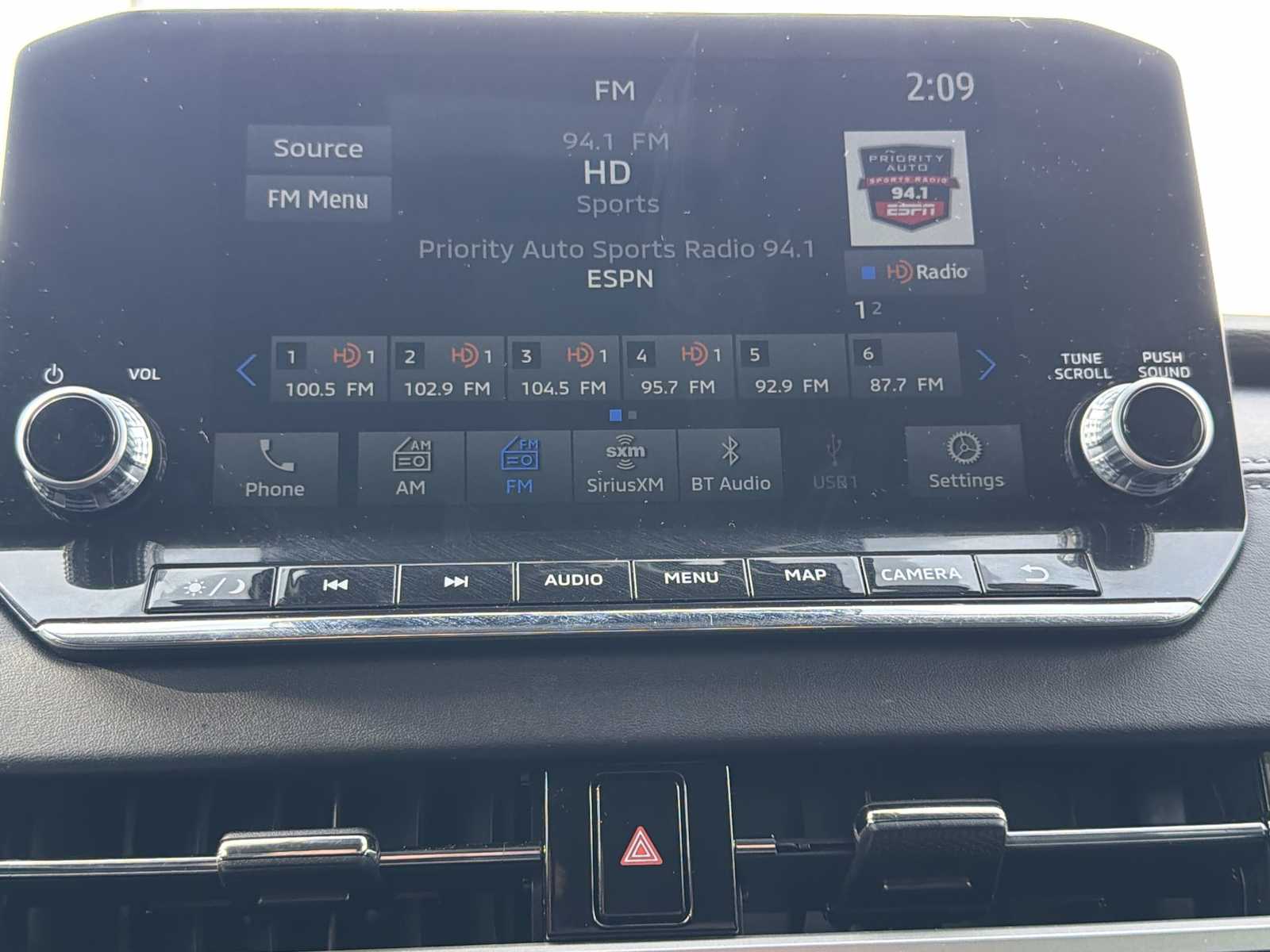 Thumbnail: 2024 Mitsubishi Outlander - 12