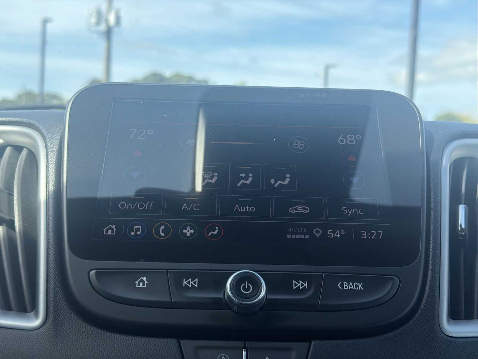 Thumbnail: 2023 Chevrolet Malibu - 16