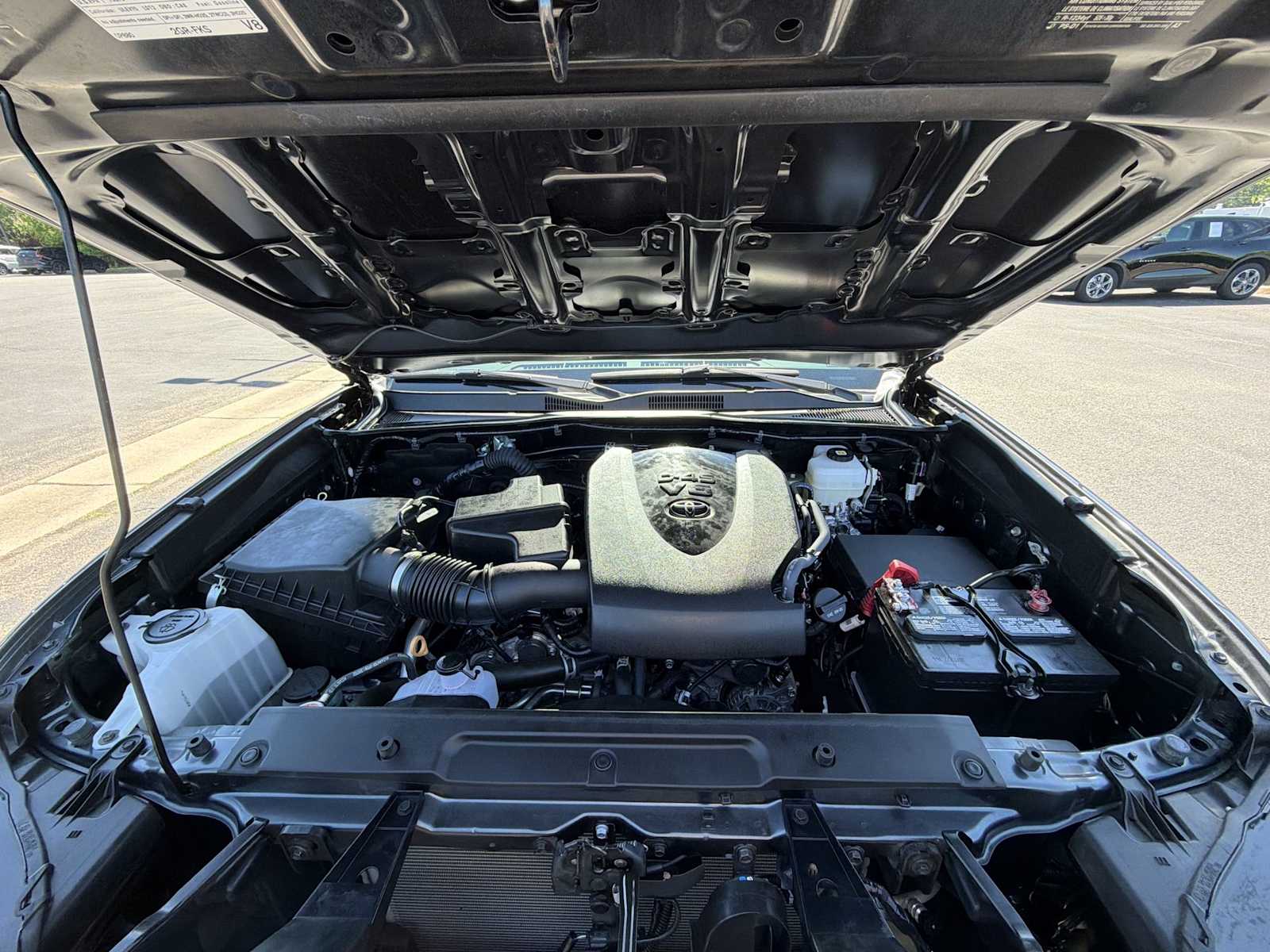 Thumbnail: 2023 Toyota Tacoma - 17