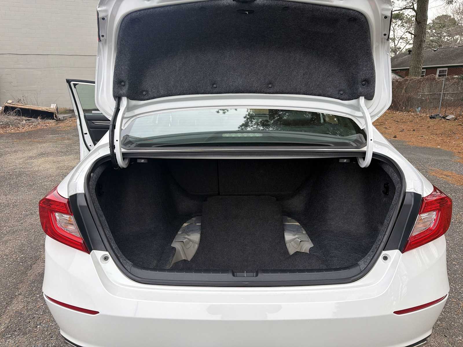 Thumbnail: 2020 Honda Accord - 19