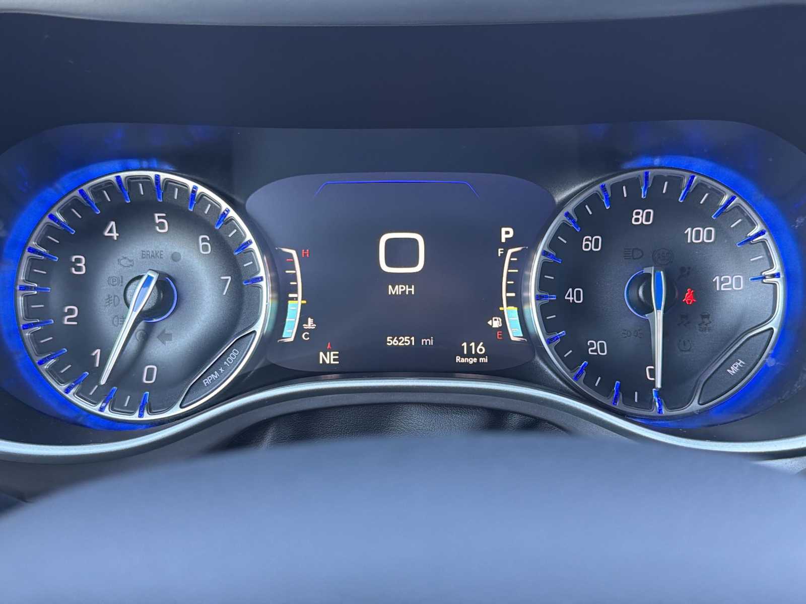 Thumbnail: 2025 Chrysler Pacifica - 10