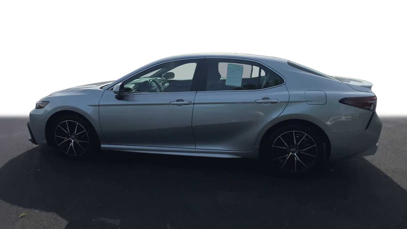 2023 Toyota Camry SE 6