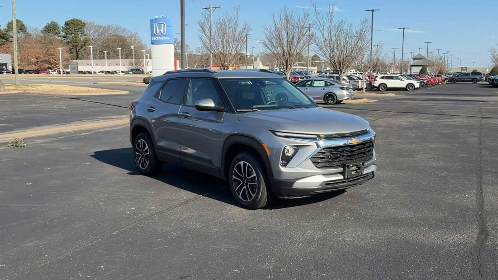 Thumbnail: 2025 Chevrolet TrailBlazer - 2