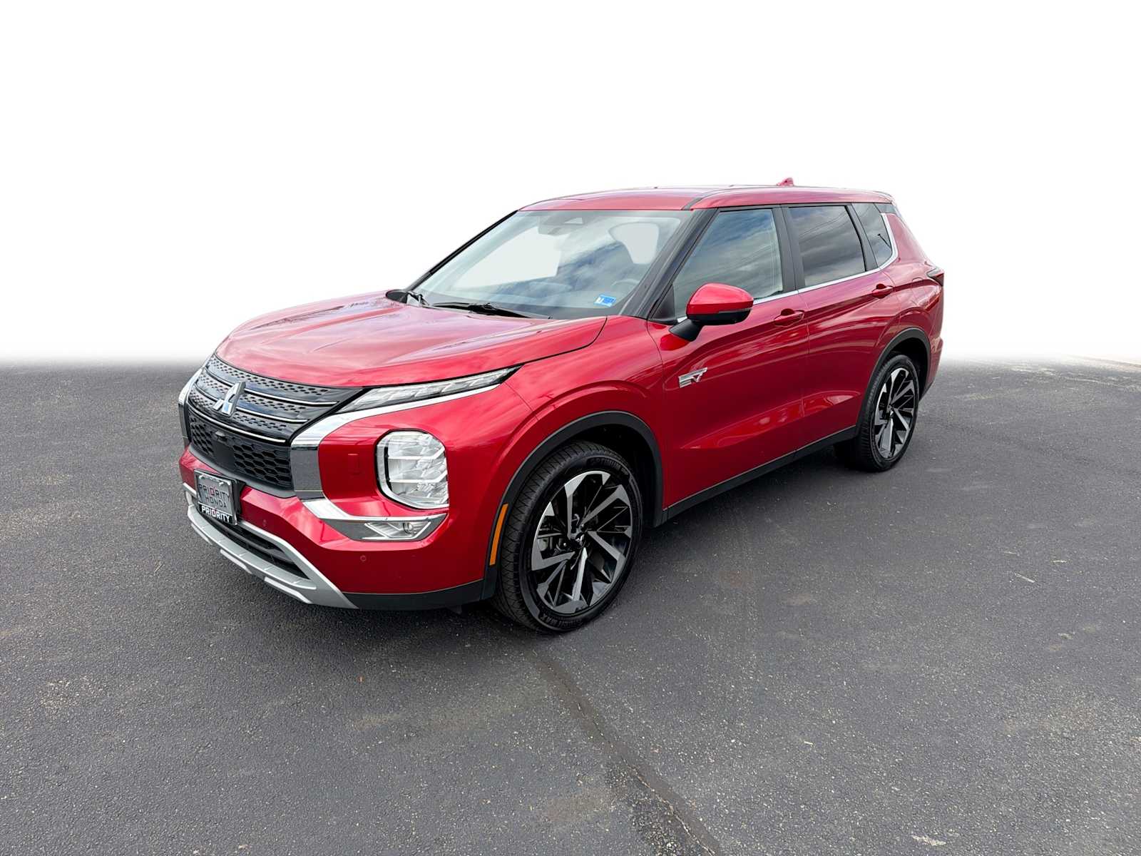 Thumbnail: 2024 Mitsubishi Outlander - 1