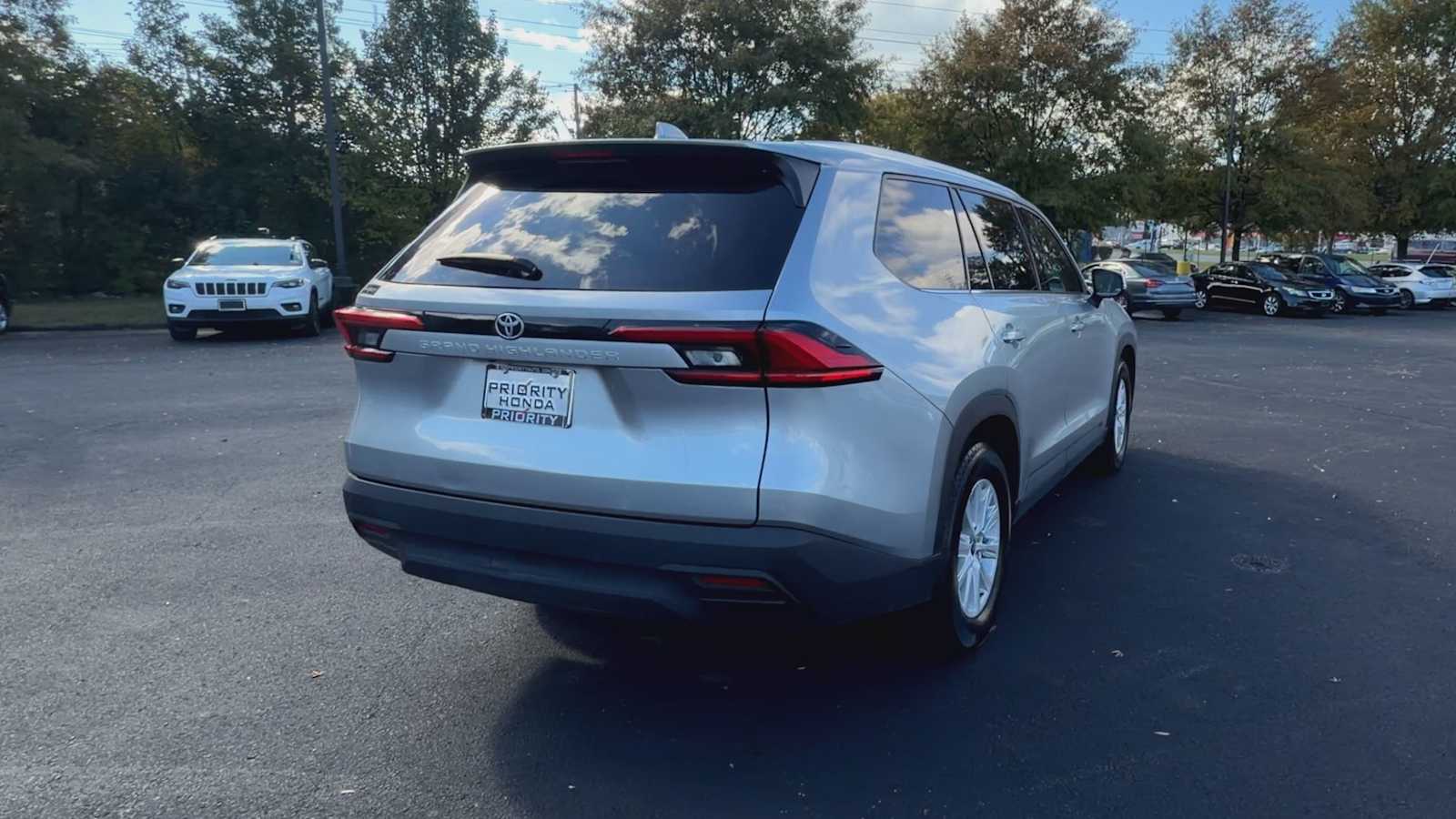 Thumbnail: 2024 Toyota Grand Highlander - 8