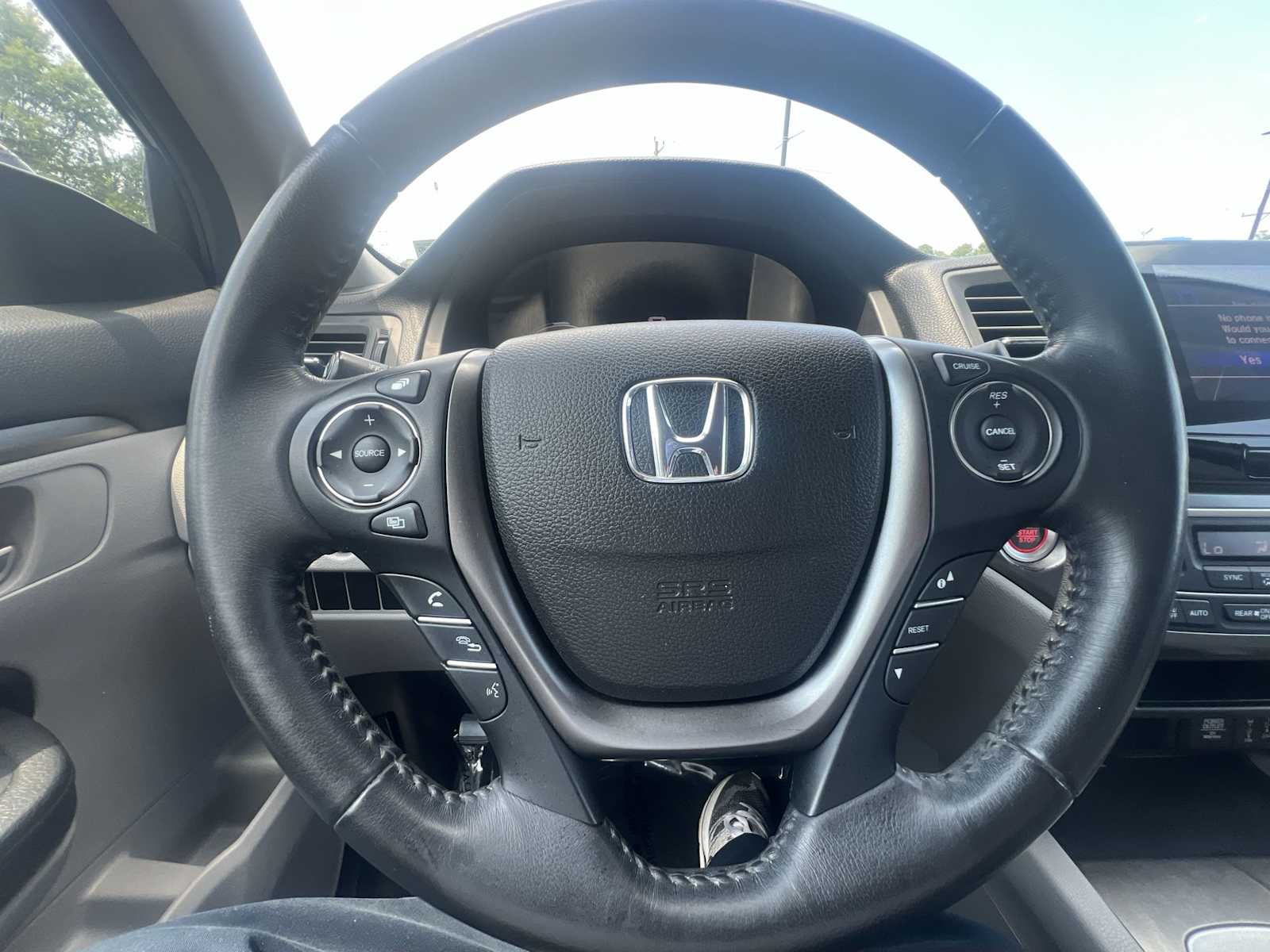 Thumbnail: 2018 Honda Pilot - 11