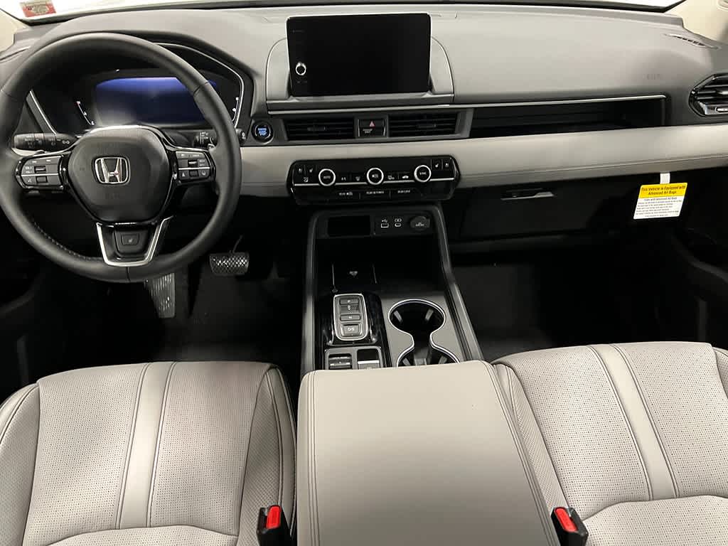 2025 Honda Pilot Elite 18