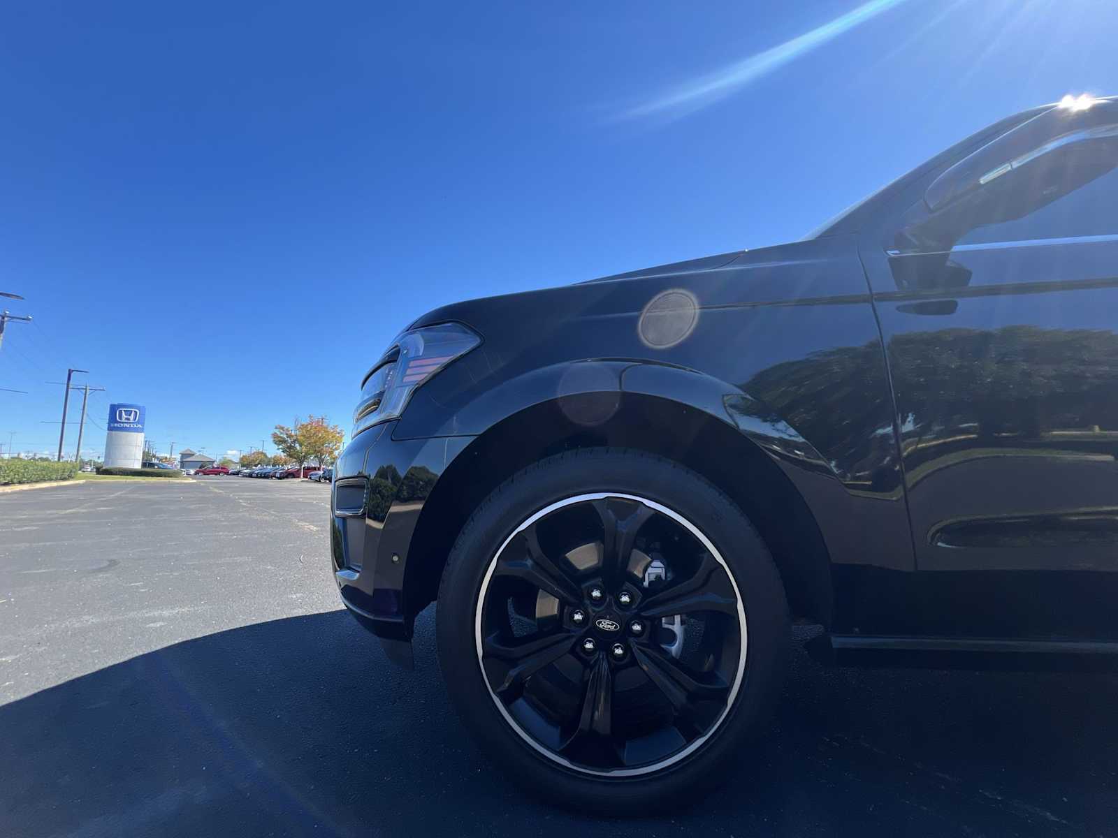 Thumbnail: 2022 Ford Expedition - 19