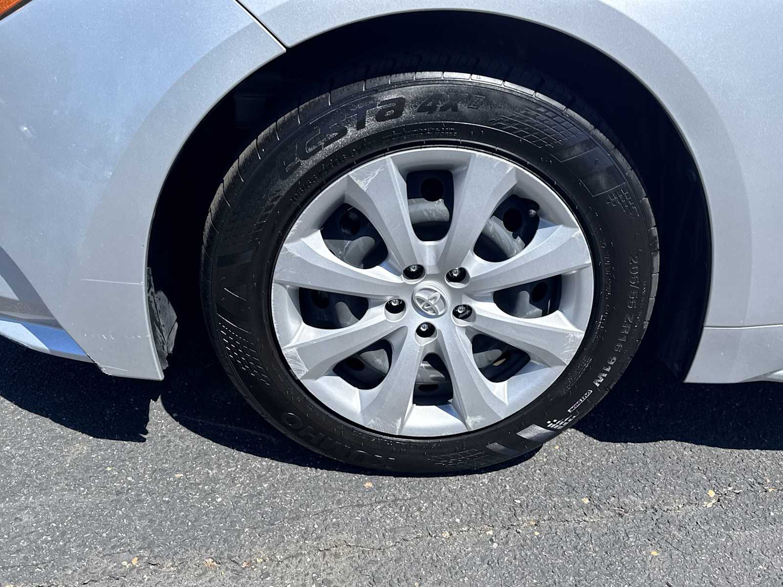 Thumbnail: 2023 Toyota Corolla - 18