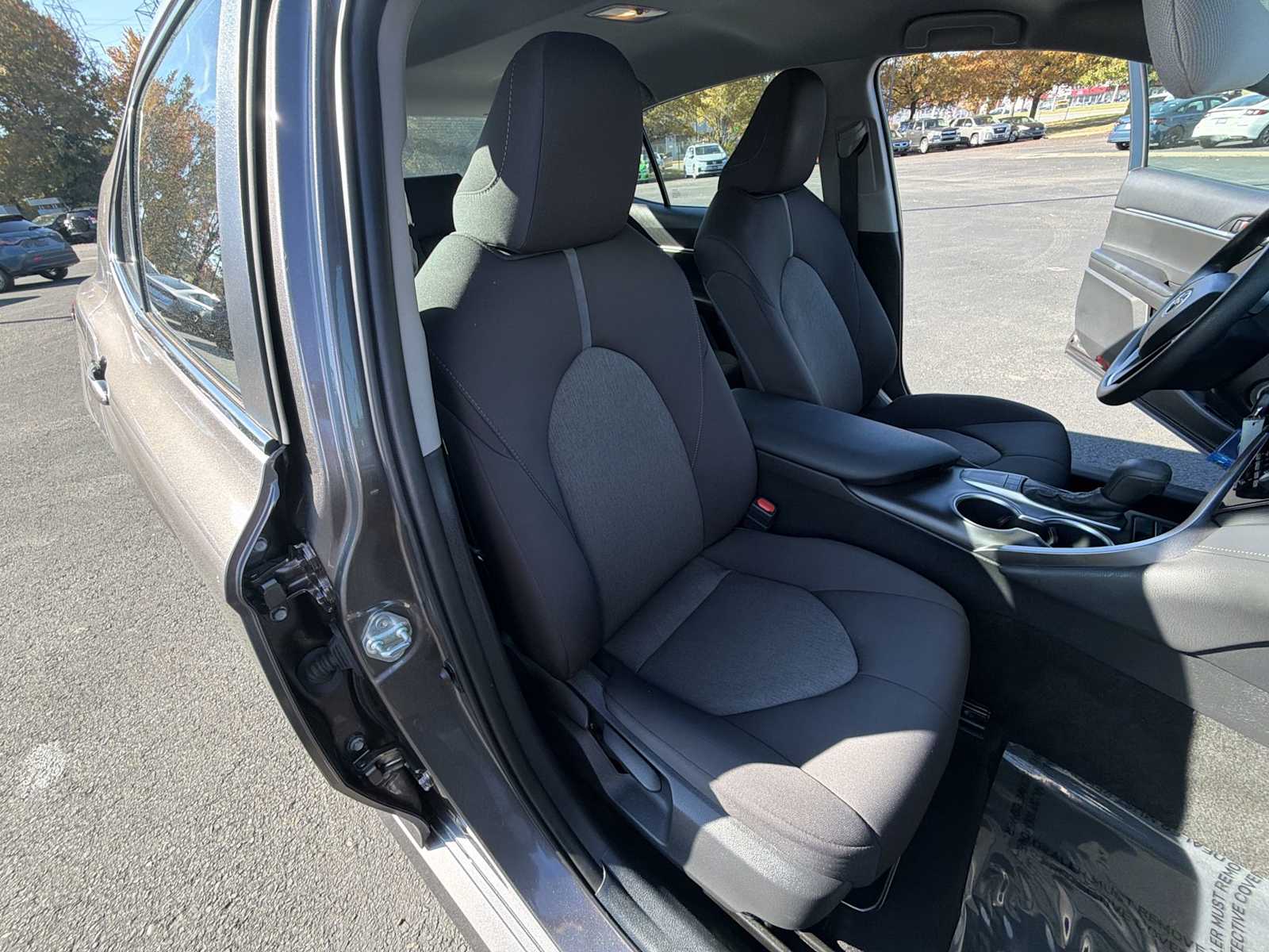 Thumbnail: 2022 Toyota Camry - 25