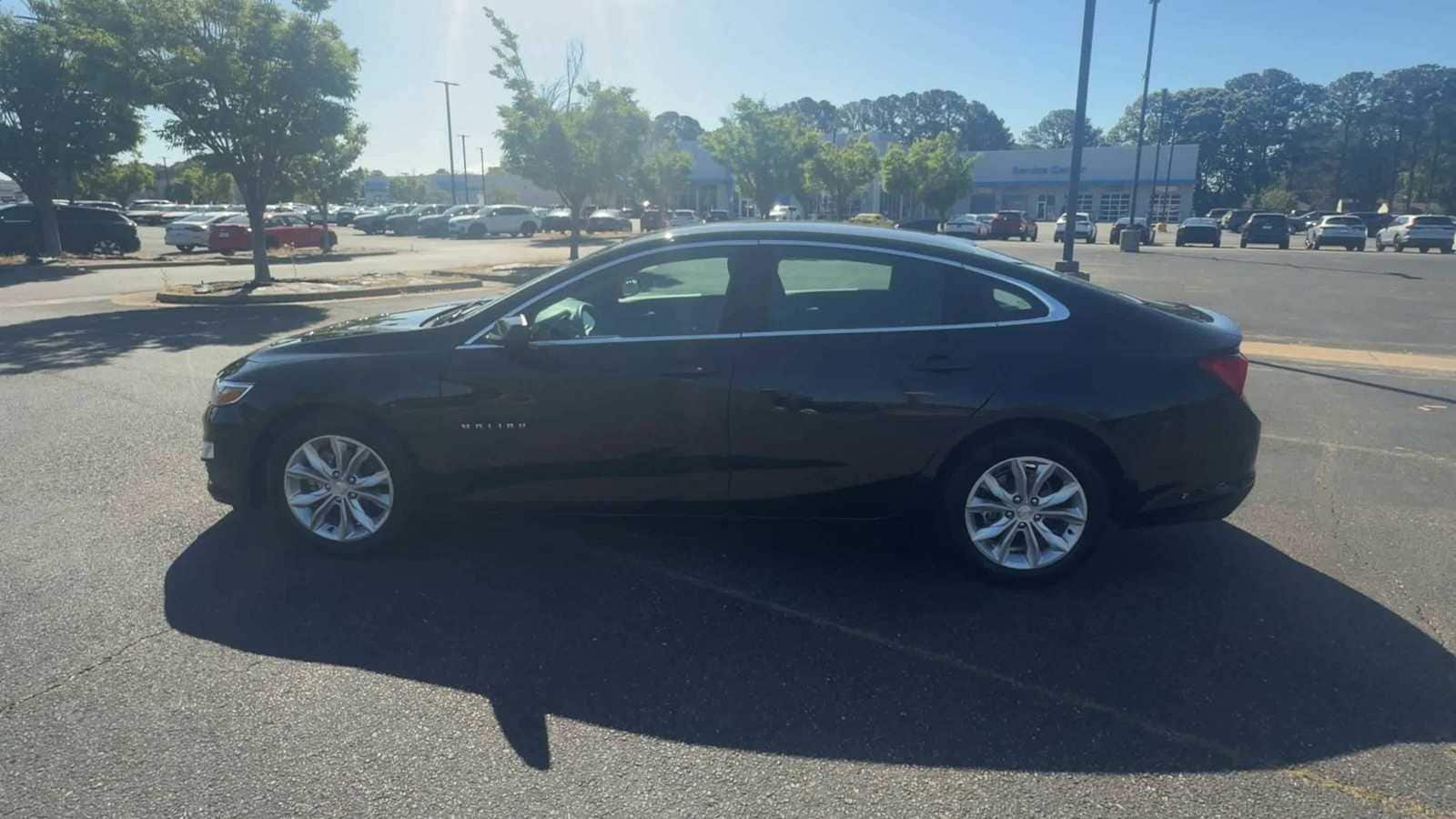Thumbnail: 2024 Chevrolet Malibu - 5