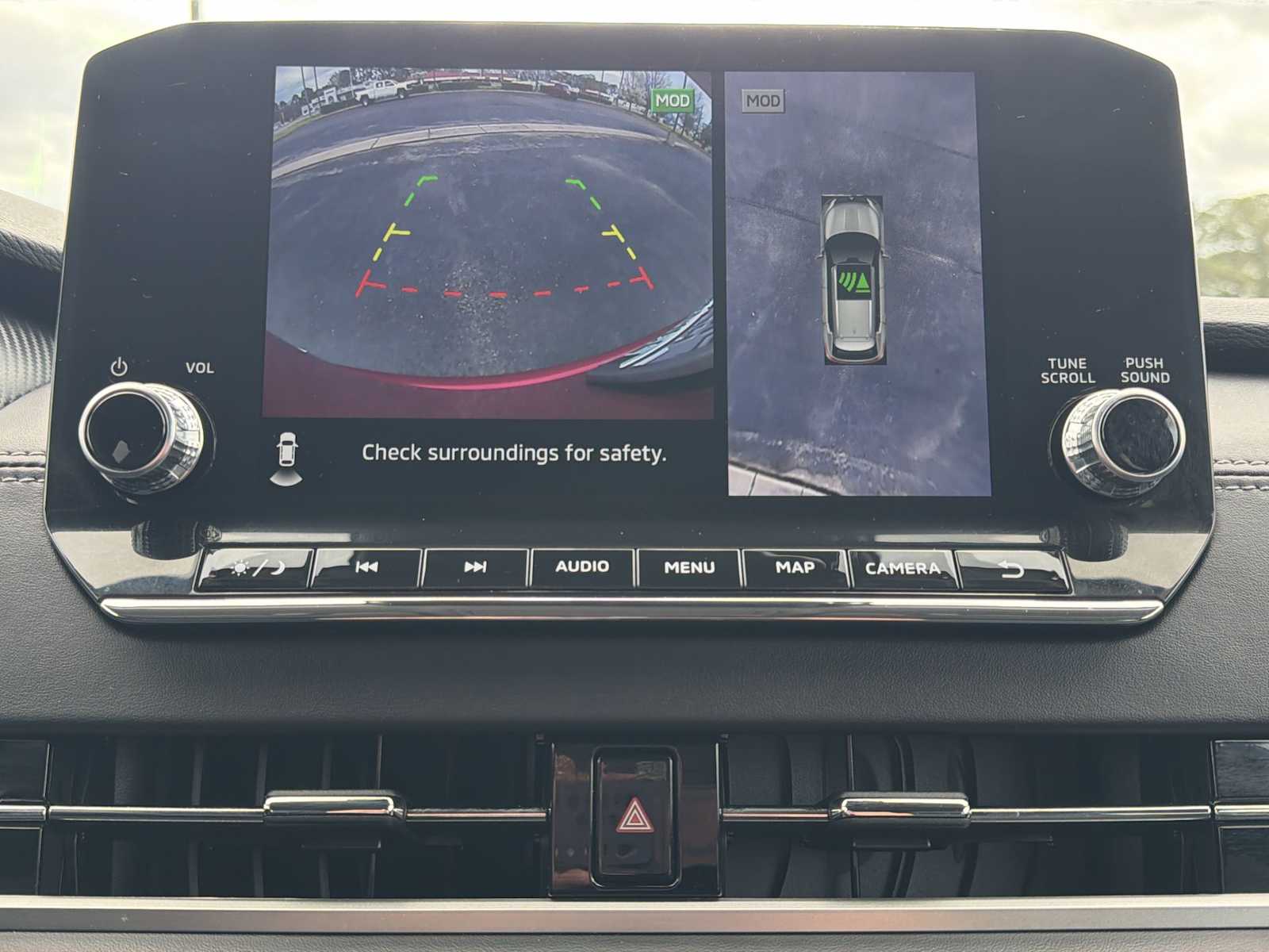 Thumbnail: 2024 Mitsubishi Outlander - 23