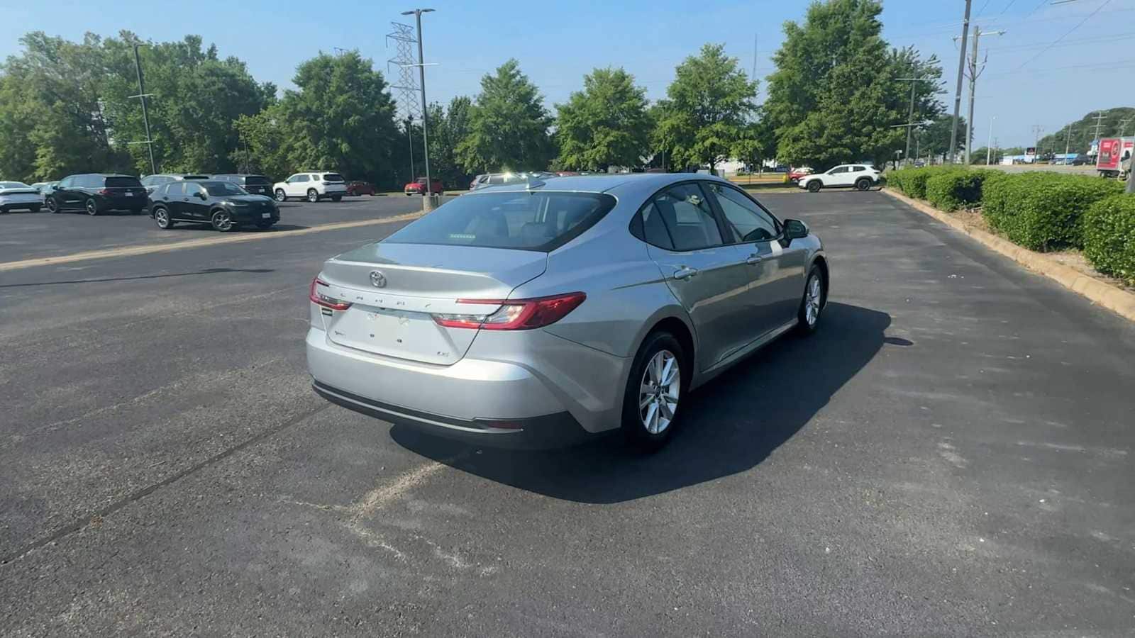 Thumbnail: 2025 Toyota Camry - 8