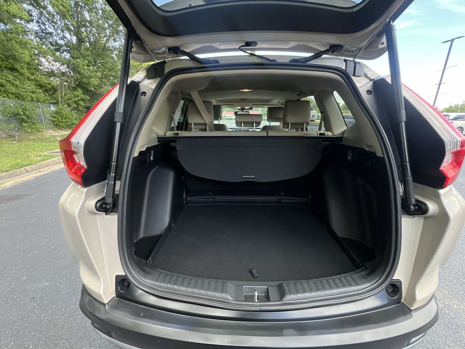 Thumbnail: 2018 Honda CR-V - 20