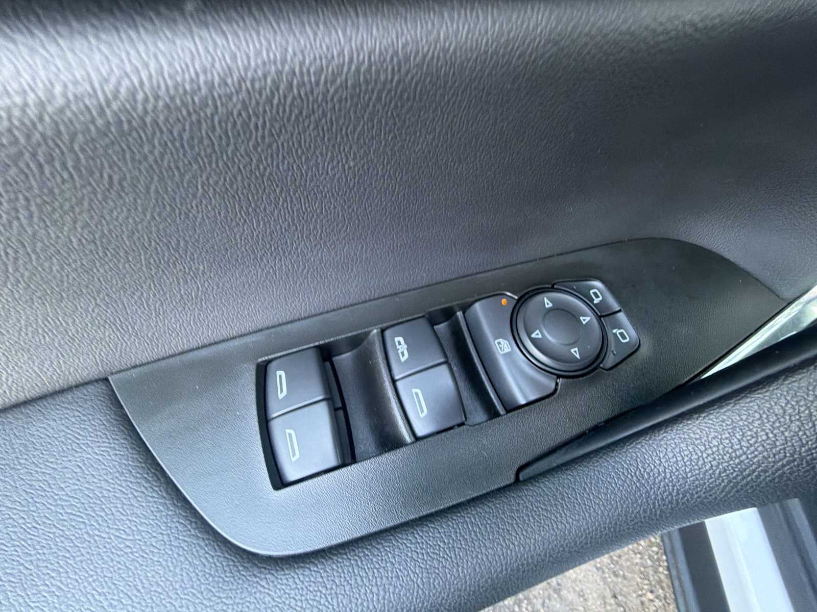 Thumbnail: 2025 Chevrolet Blazer - 15