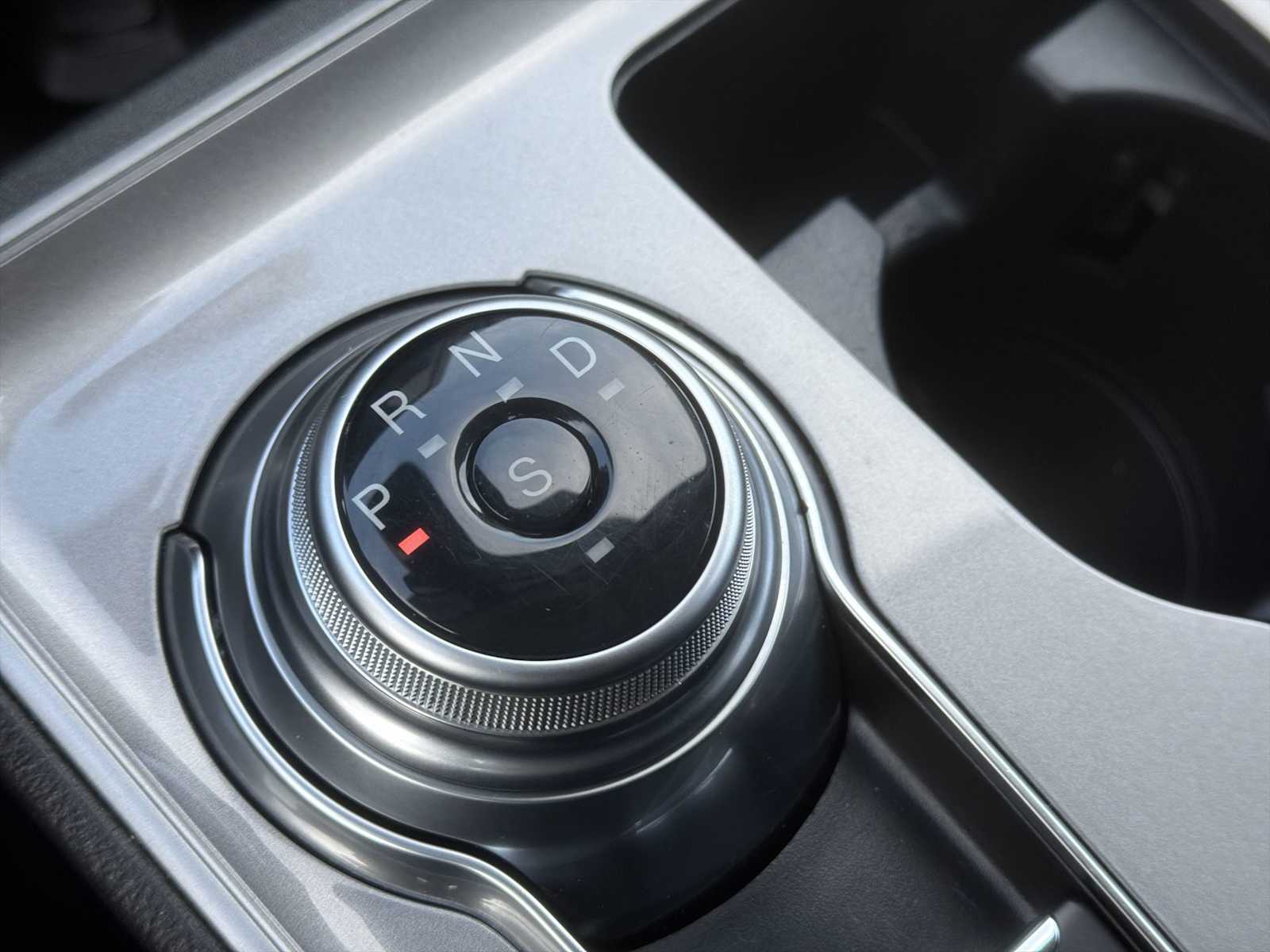 Thumbnail: 2024 Ford Edge - 21