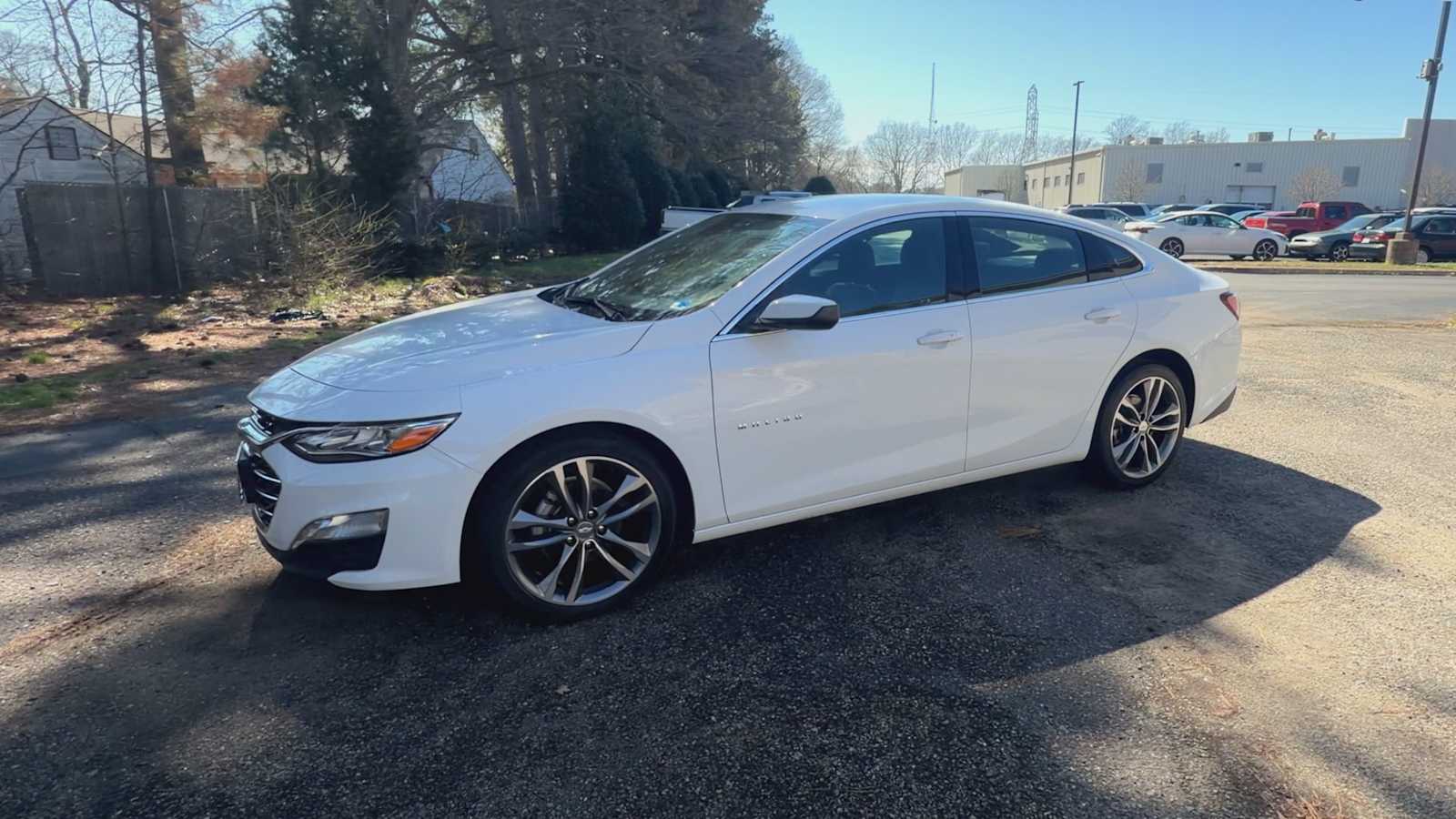 Thumbnail: 2024 Chevrolet Malibu - 4