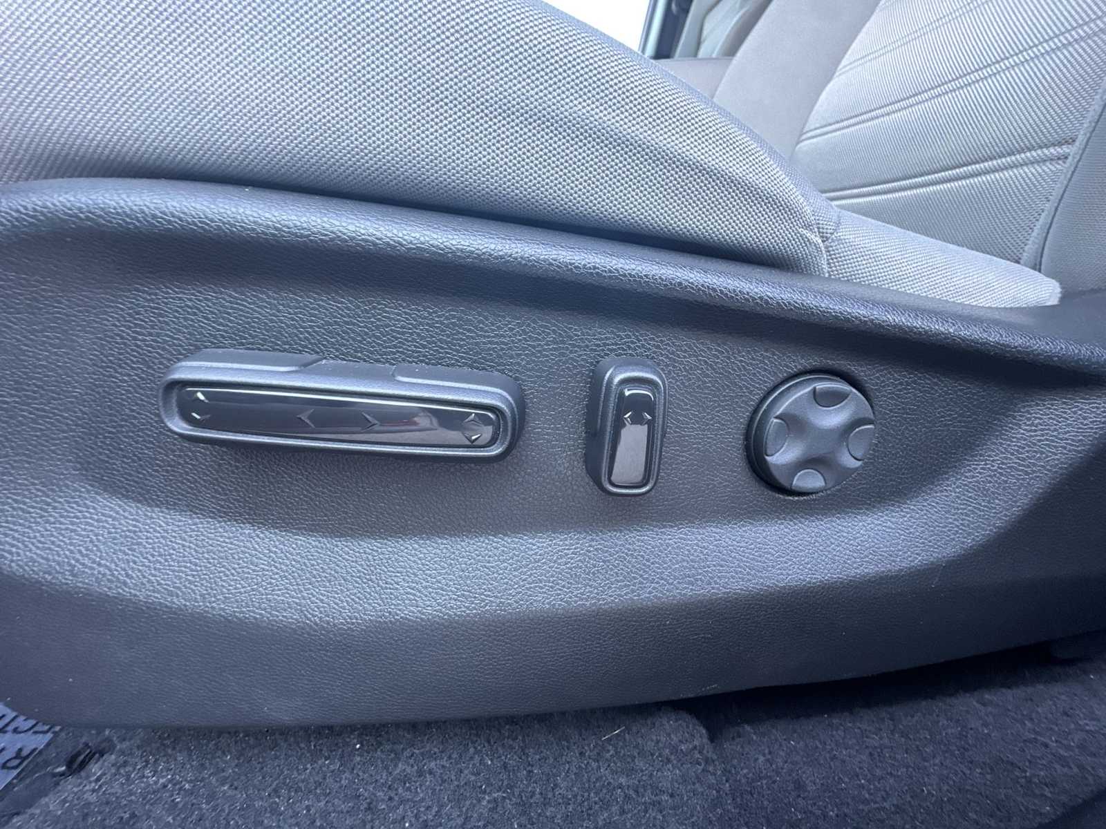 Thumbnail: 2021 Honda CR-V - 14