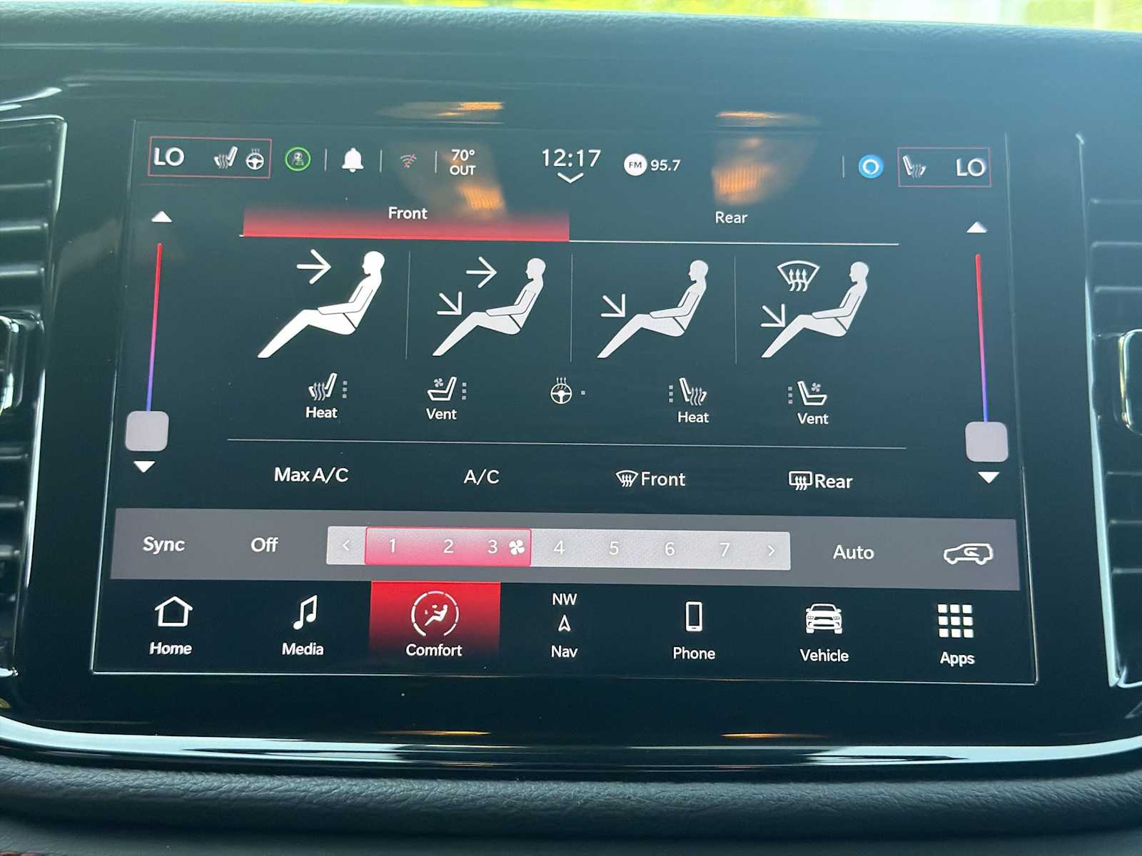 Thumbnail: 2024 Dodge Durango - 17