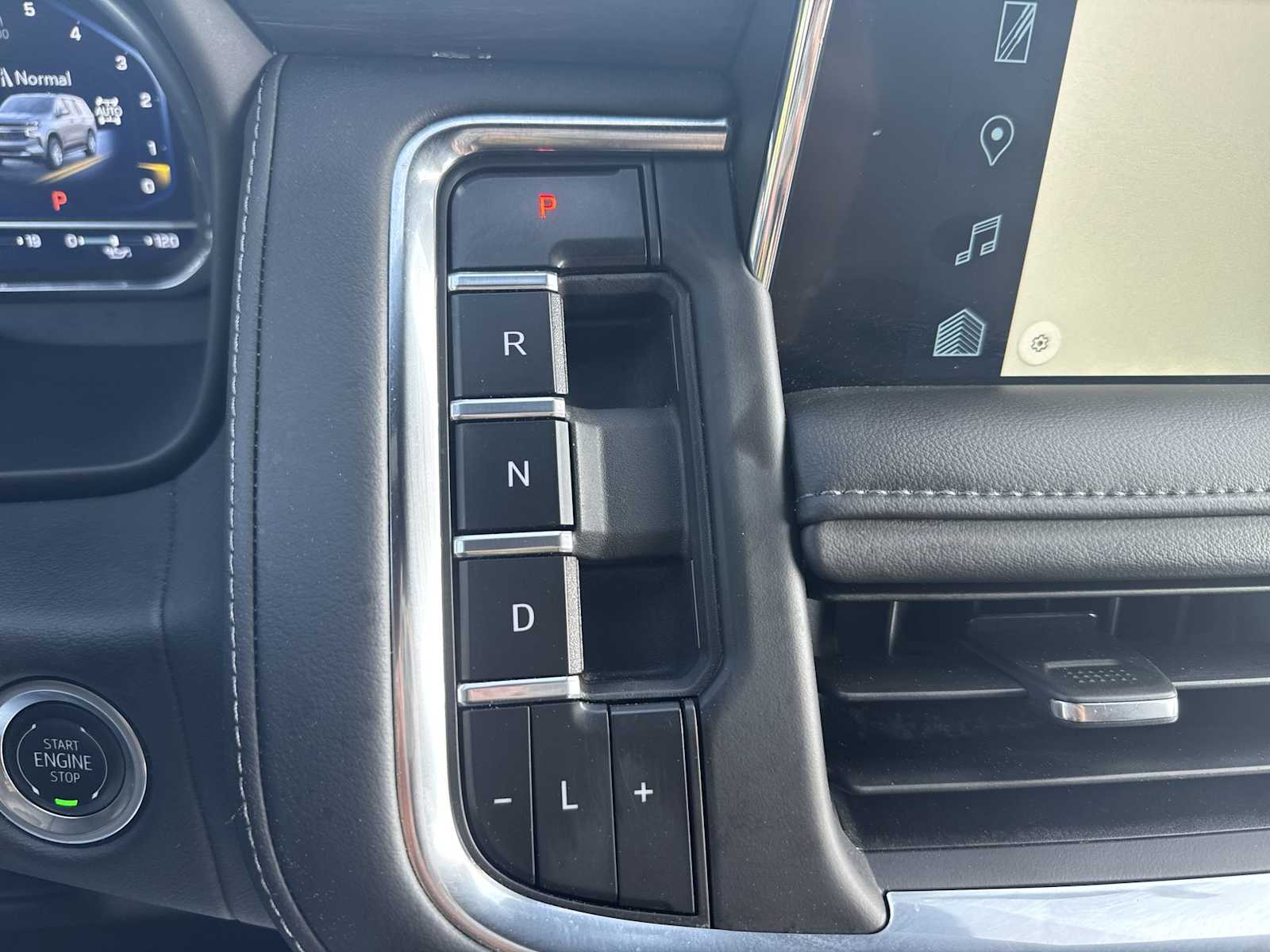 Thumbnail: 2024 Chevrolet Tahoe - 20