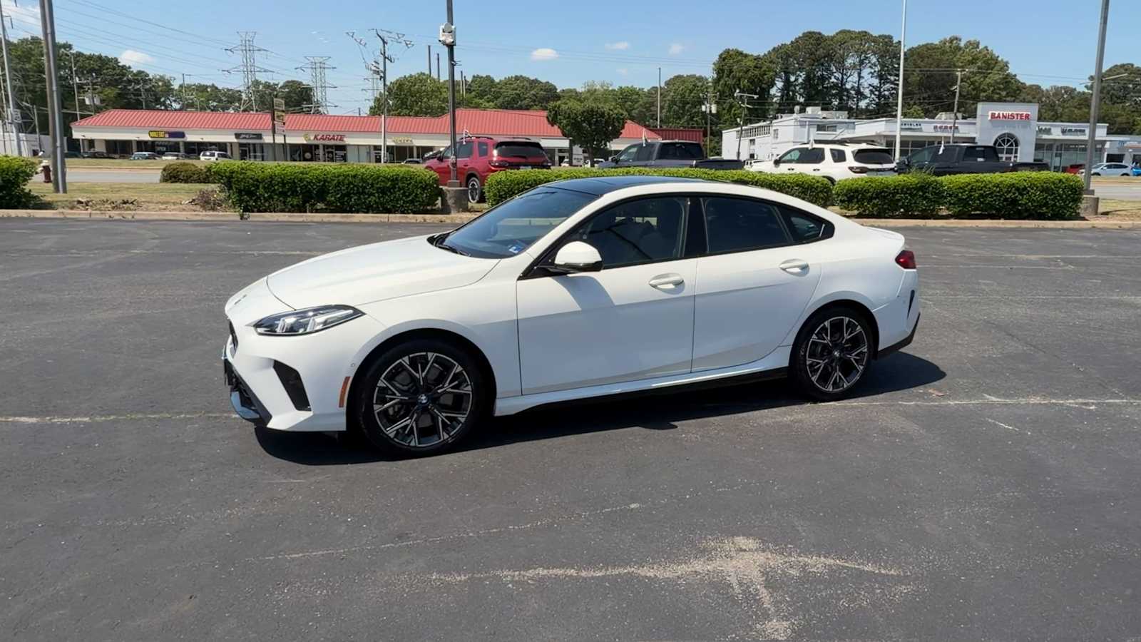 Thumbnail: 2025 BMW 2 Series - 4