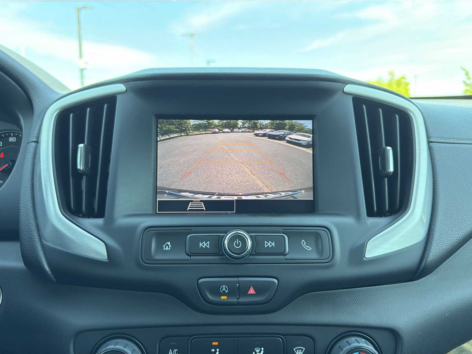 Thumbnail: 2024 GMC Terrain - 22