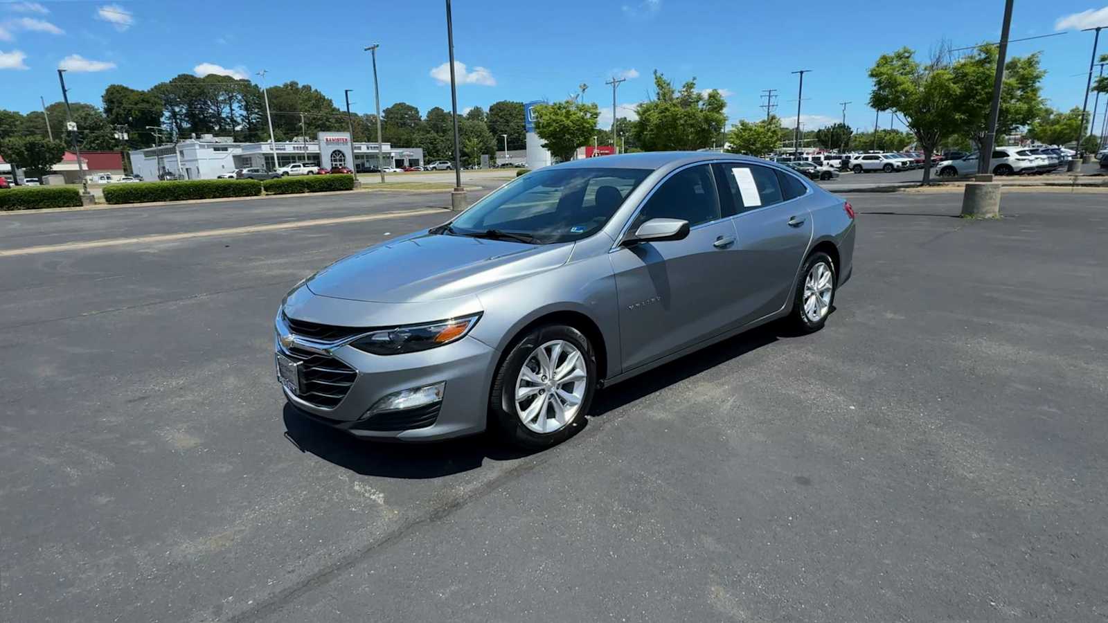 Thumbnail: 2024 Chevrolet Malibu - 4