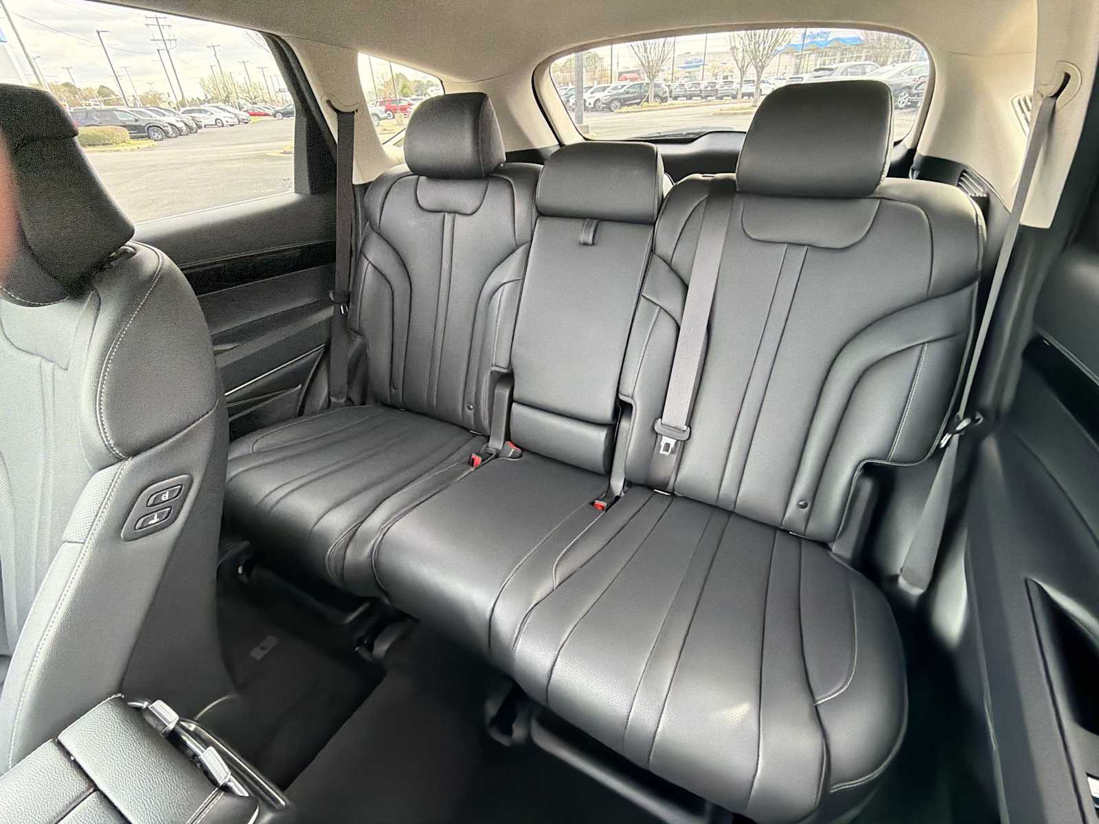 Thumbnail: 2025 Genesis GV80 - 24