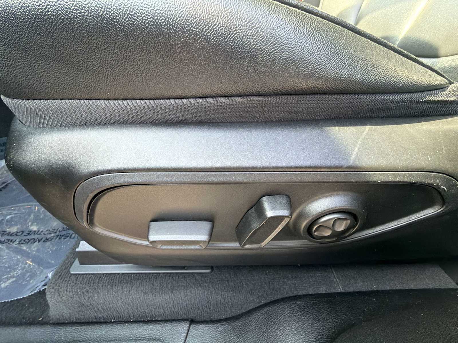 Thumbnail: 2024 Jeep Grand Cherokee - 14